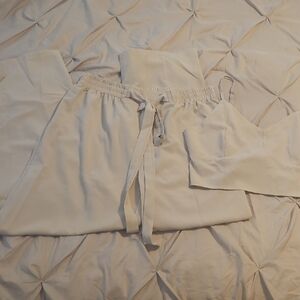 2 Pc Set New Without Tags Cream Colored